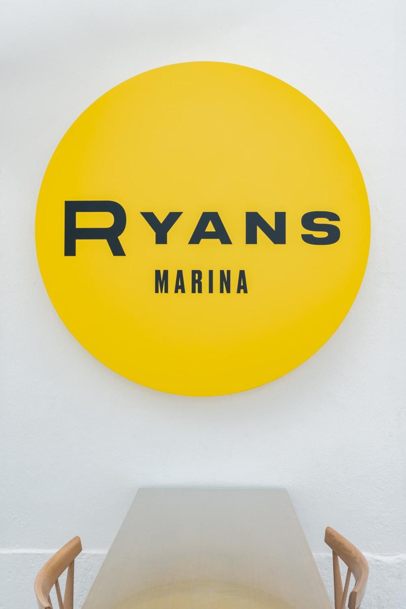 Ryans La Marina (Adults Only) Hotel Ibiza Kültér fotó